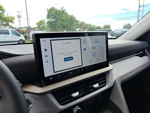 New 2026 Ford Explorer Active w/ Active Comfort Package image 10