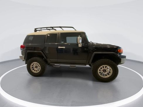 Used 2008 Toyota FJ Cruiser Base image 9