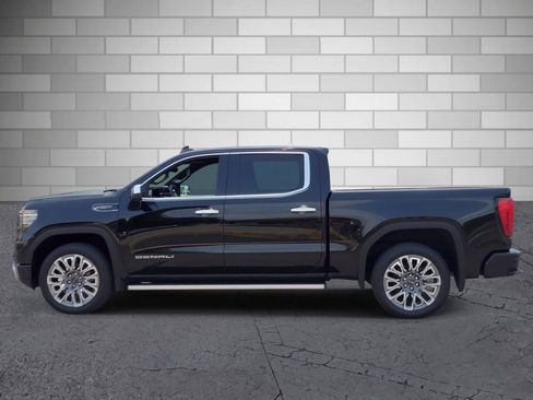 Used 2024 GMC Sierra 1500 Denali Ultimate AWD/4WD image 2