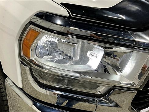 Used 2021 RAM 2500 Big Horn image 31