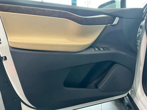 Used 2017 Tesla Model X 100D image 32