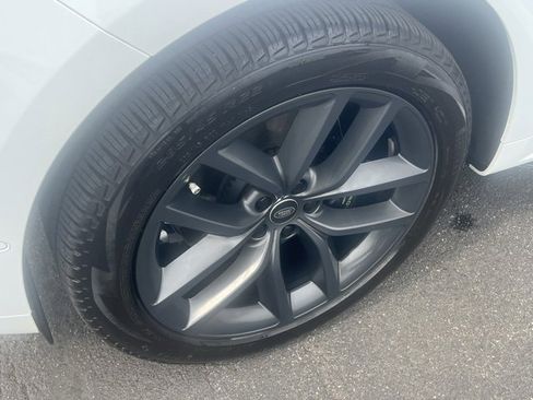 Used 2023 Land Rover Range Rover Sport SE Dynamic image 29