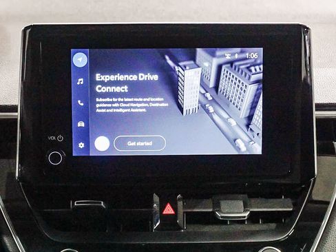 Certified 2023 Toyota Corolla Cross XLE w/ Convenience Package image 17