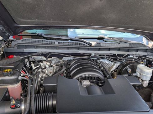 Used 2018 Chevrolet Silverado 1500 LTZ Z71 w/ Centennial Edition AWD/4WD image 26