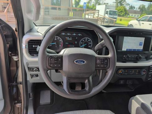Used 2021 Ford F150 XLT AWD/4WD image 15