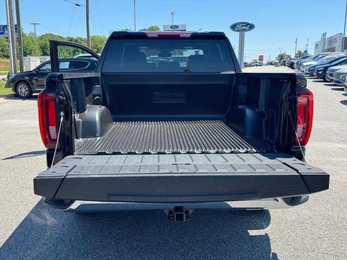 Used 2025 GMC Sierra 1500 SLT AWD/4WD image 10
