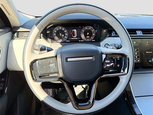 Used 2025 Land Rover Range Rover Velar S image 40