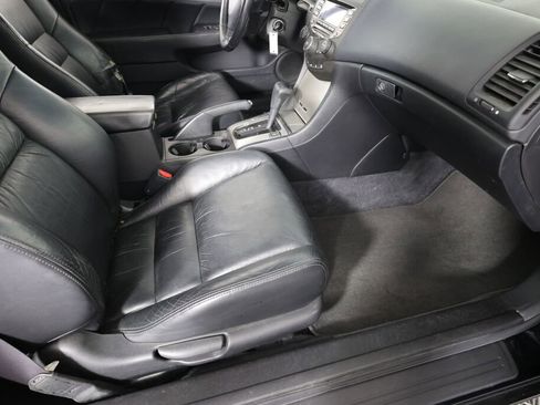 Used 2004 Honda Accord EX image 16