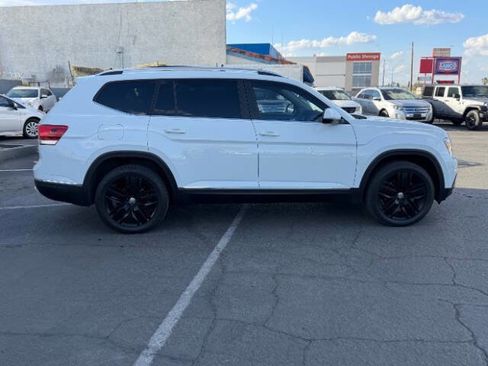 Used 2019 Volkswagen Atlas SEL AWD/4WD image 2