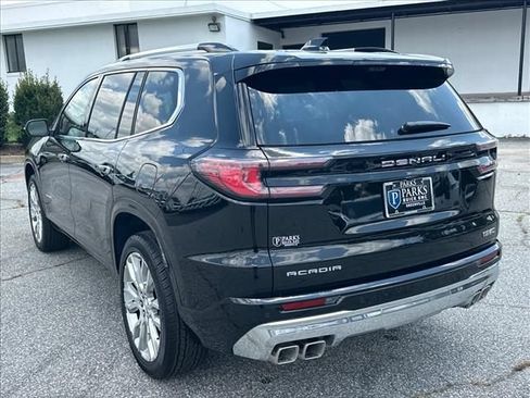 New 2026 GMC Acadia Denali w/ Super Cruise Package FWD image 8