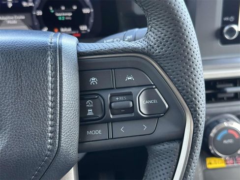 New 2025 Toyota Tacoma TRD Off-Road w/ TRD Off Road Upgrade Package image 9