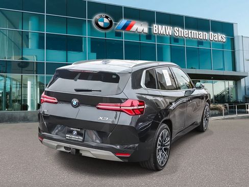 Used 2025 BMW X3 xDrive30 w/ Premium Package AWD/4WD image 4