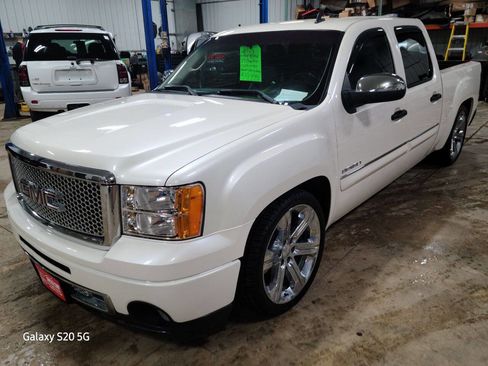 Used 2013 GMC Sierra 1500 Denali image 4