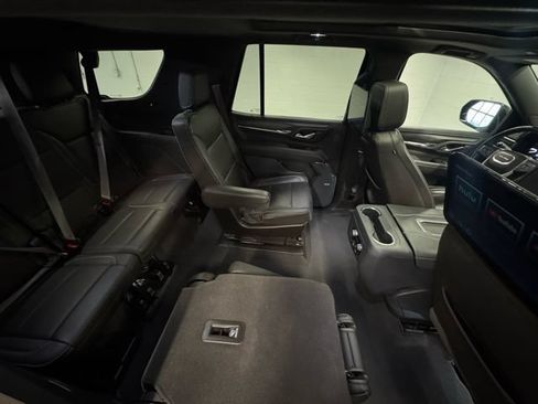 Used 2024 GMC Yukon Denali w/ Denali Reserve Package AWD/4WD image 15