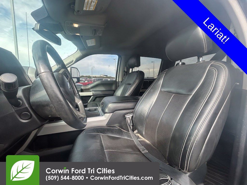 Used 2020 Ford F350 Lariat w/ Lariat Ultimate Package AWD/4WD image 2