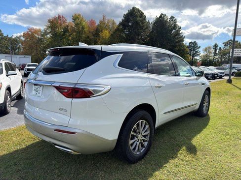 Certified 2022 Buick Enclave Premium image 6