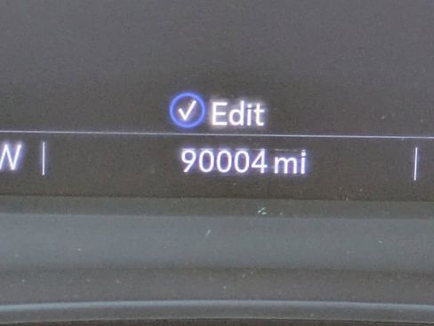Used 2022 Cadillac XT5 Premium Luxury FWD image 36