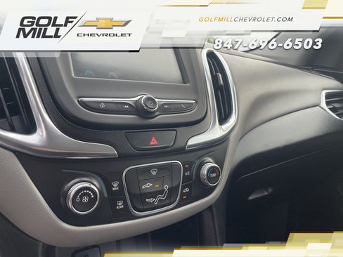 Used 2018 Chevrolet Equinox LS FWD image 21