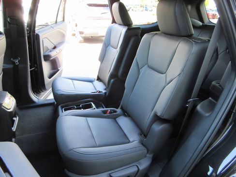 New 2026 Lexus TX 500h AWD image 25