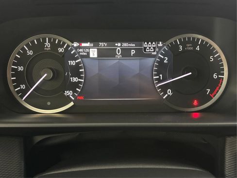 Used 2023 Land Rover Discovery HSE R-Dynamic AWD/4WD image 23