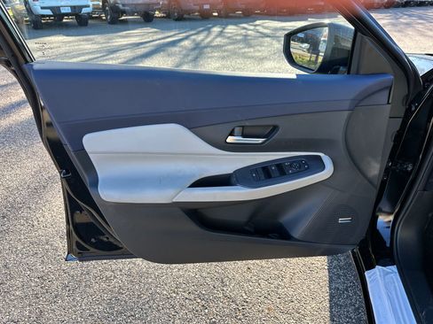 New 2026 Nissan Sentra SL w/ Floor Mat Package image 10