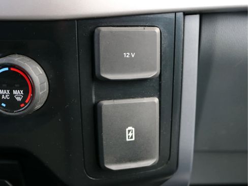 Used 2023 Ford F150 XLT image 18