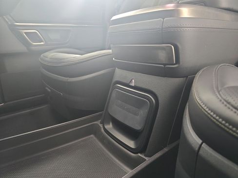 Used 2024 Rivian R1S Adventure image 33