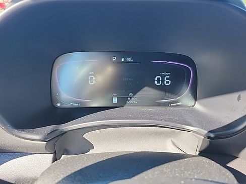 Used 2024 Kia Soul LX w/ Option Group 015 image 7