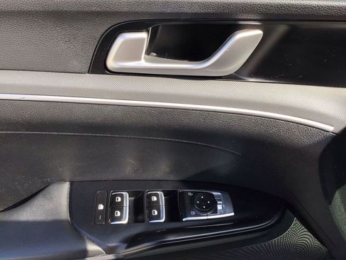 Used 2022 Kia K5 LXS image 24