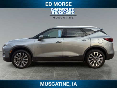 Certified 2025 Chevrolet Blazer Premier w/ Driver Confidence II Package image 2