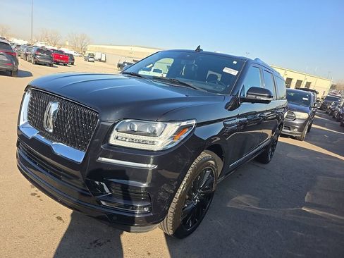 Used 2021 Lincoln Navigator L Reserve image 1