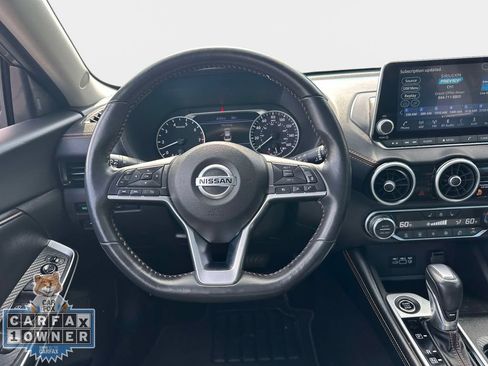 Used 2023 Nissan Sentra SR w/ SR Premium Package FWD image 17
