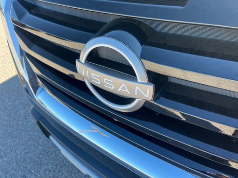 Used 2022 Nissan Pathfinder SL image 23