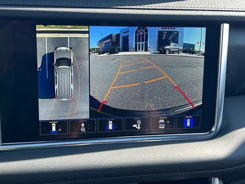 Used 2024 GMC Yukon XL Denali image 19