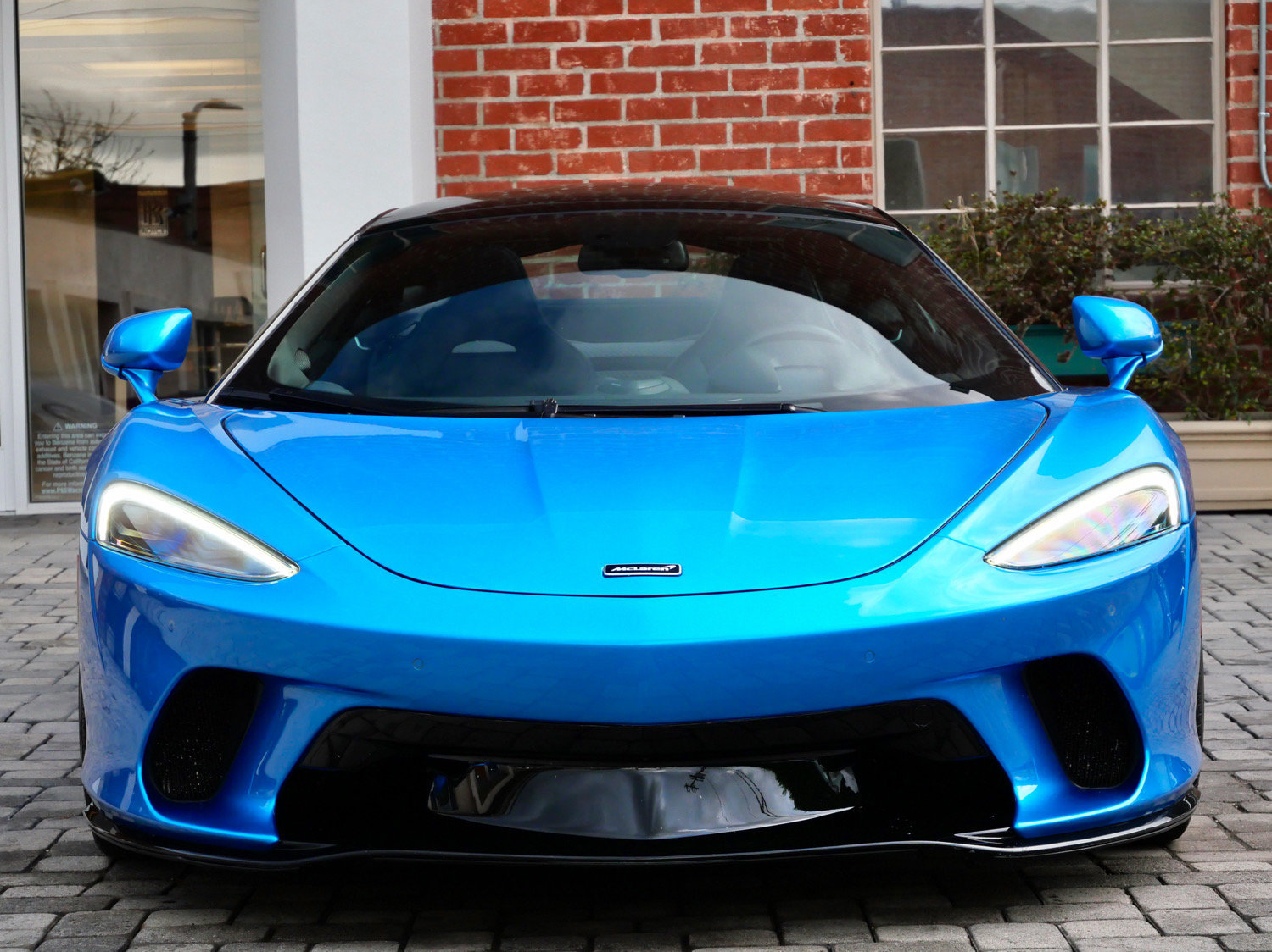 Used 2020 McLaren GT RWD image 2