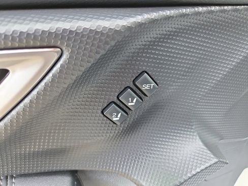 Used 2023 Subaru Forester Touring image 20