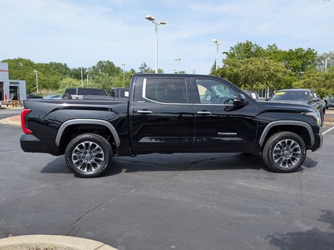 Used 2024 Toyota Tundra Limited AWD/4WD image 9
