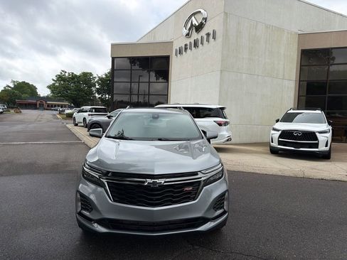 Used 2023 Chevrolet Equinox RS w/ RS Leather Package FWD image 3
