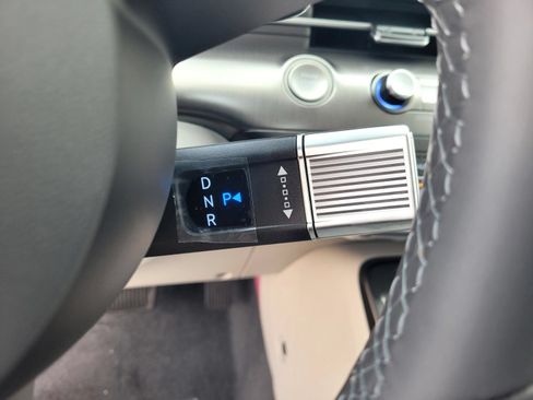 New 2026 Hyundai Kona SEL Premium FWD image 19