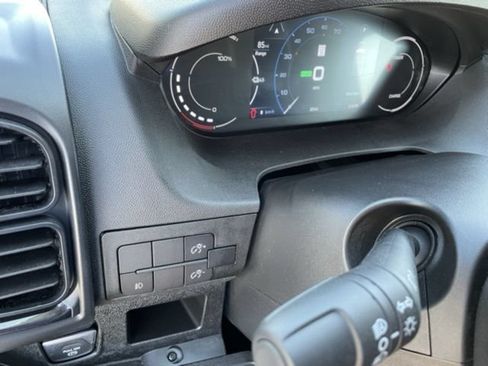 New 2024 RAM ProMaster 3500 FWD image 28