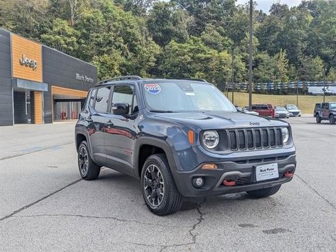 Used 2023 Jeep Renegade Trailhawk AWD/4WD image 5
