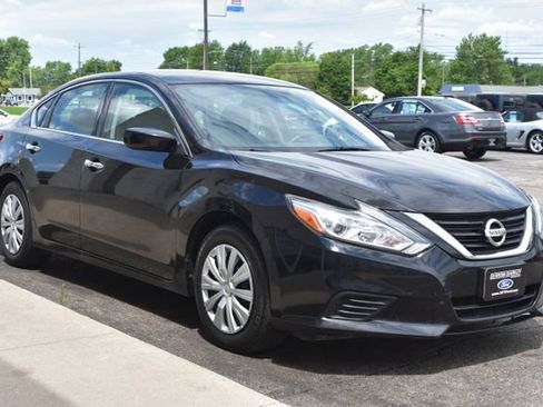 Used 2018 Nissan Altima 2.5 S w/ S Convenience Package FWD image 9
