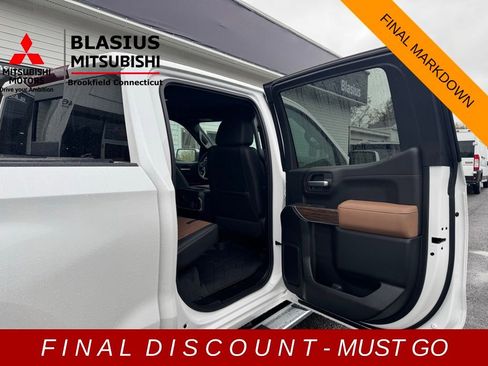 Used 2021 Chevrolet Silverado 1500 High Country w/ Safety Package II image 12