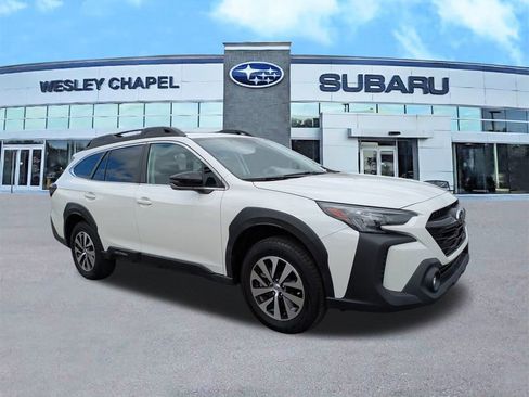 Certified 2023 Subaru Outback Premium image 2