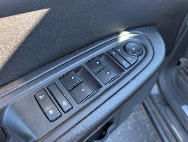 Used 2016 GMC Acadia Denali AWD/4WD image 11