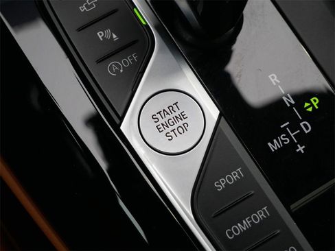 Used 2024 BMW X4 xDrive30i w/ Premium Package image 26