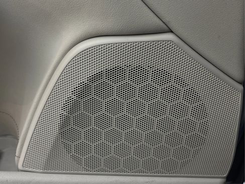 Used 2017 Volvo S90 T6 Inscription w/ Vision Package image 41