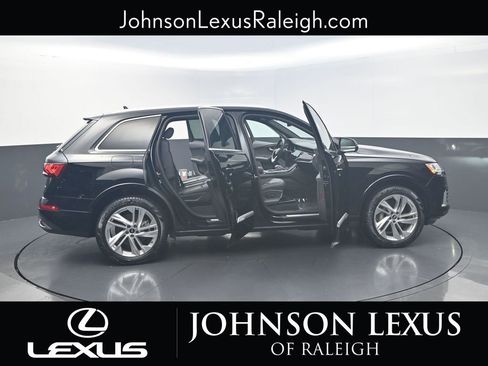 Used 2021 Audi Q7 2.0T Premium w/ Convenience Package image 24