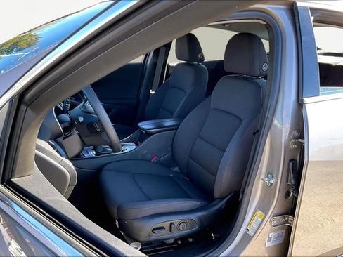 Used 2023 Chevrolet Malibu LT image 15