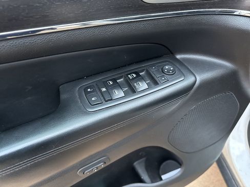 Used 2018 Jeep Grand Cherokee Limited w/ Luxury Group II image 15